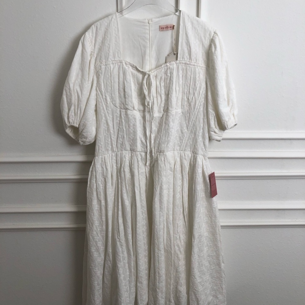 Ivy City Co White Textured Puff Sleeve Midi Dress